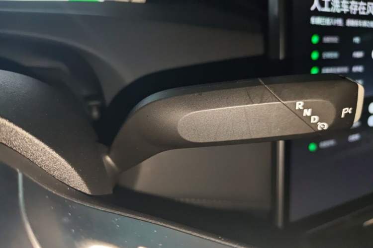 Used Avatr 11 2023 Harmony 90-degree Rear-wheel Drive Edition Gear Lever