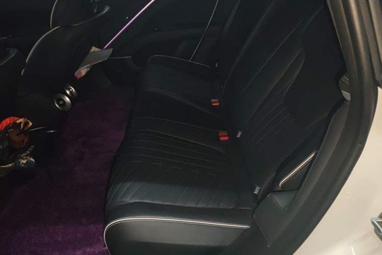 Used Avatr 11 2023 Harmony 90-degree Rear-wheel Drive Edition Left Rear Seat