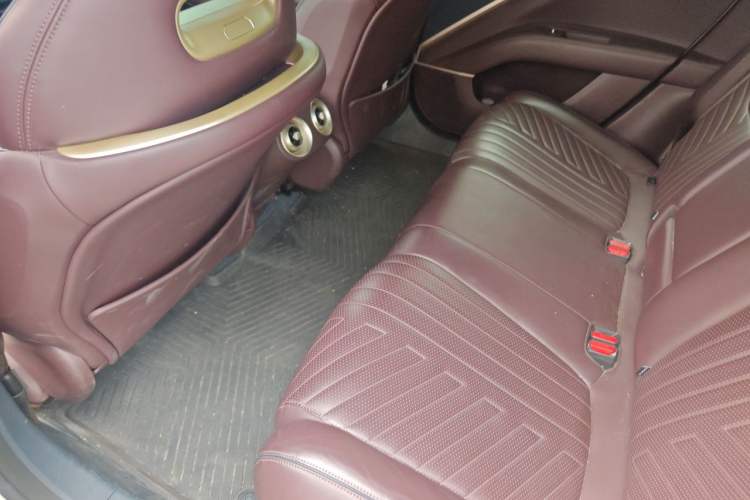Used Avatr 11 2023 Long-Range Single-Motor Version 5 Seats Left Rear Seat