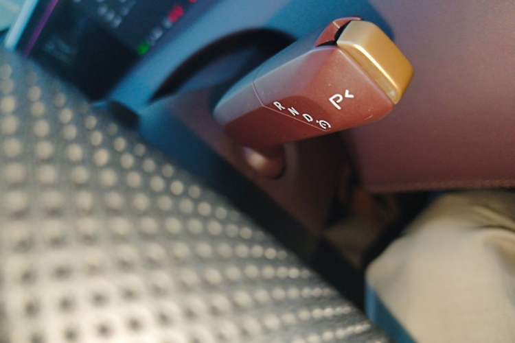 Used Avatr 11 2023 Harmony 90° Luxury Edition Gear Lever
