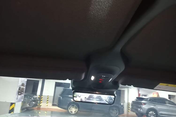 Used Avatr 11 2023 Harmony 90-degree Rear-wheel Drive Edition Headliner