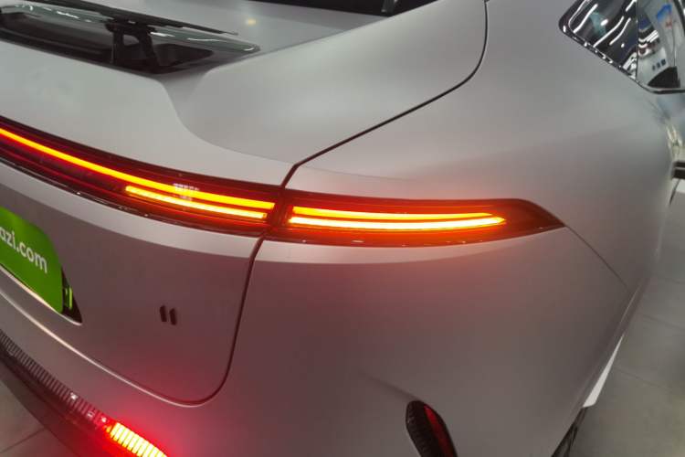 Used Avatr 11 2023 Harmony 116° Luxury Edition Right Rear Taillight