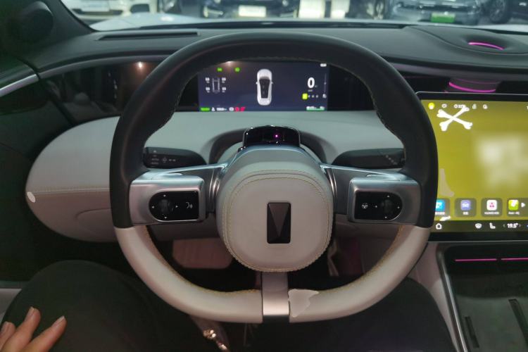 Used Avatr 11 2023 Harmony 116° Luxury Edition Steering Wheel