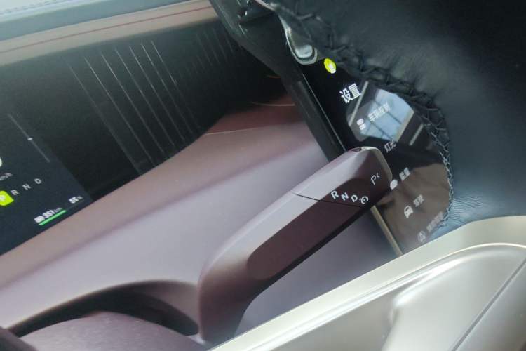 Used Avatr 11 2023 Harmony 90-degree Rear-wheel Drive Edition Gear Lever