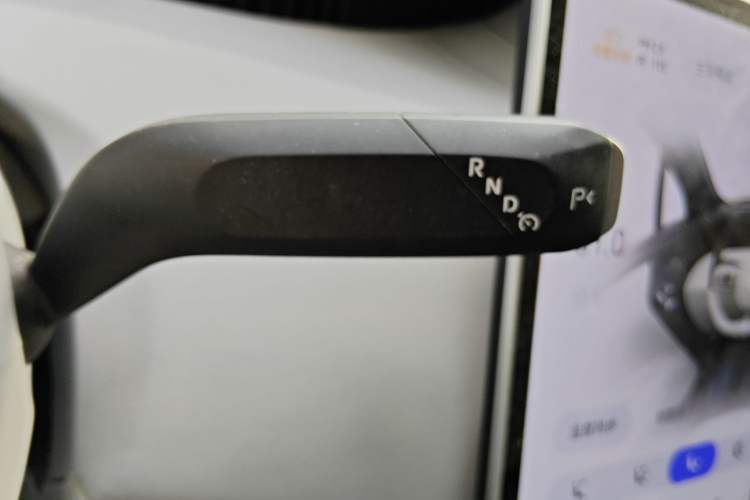 Used Avatr 11 2023 Harmony 90-degree Rear-wheel Drive Edition Gear Lever
