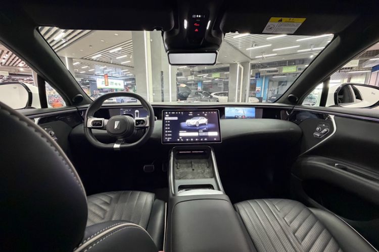 Used Avatr 11 2023 Harmony 90° Luxury Edition Interior 2