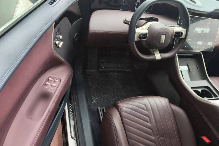 Used Avatr 11 2023 Harmony 90-degree Rear-wheel Drive Edition Interior 3