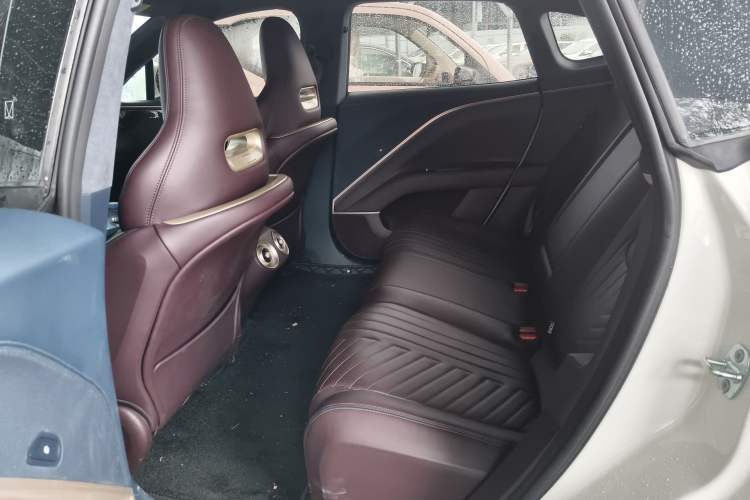 Used Avatr 11 2023 Harmony 90-degree Rear-wheel Drive Edition Interior 4