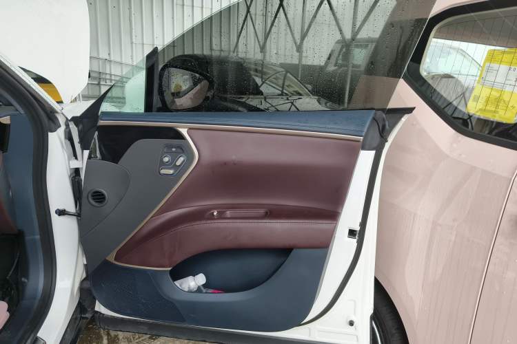 Used Avatr 11 2023 Harmony 90-degree Rear-wheel Drive Edition Interior 5