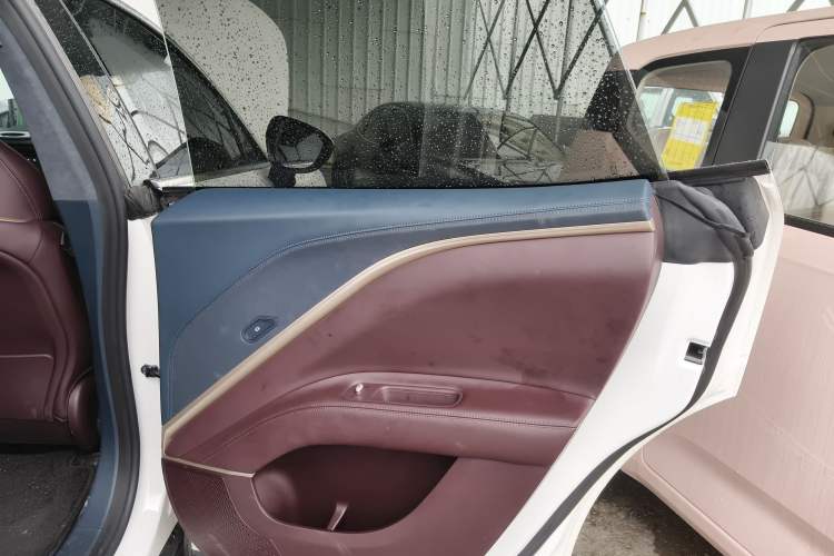 Used Avatr 11 2023 Harmony 90-degree Rear-wheel Drive Edition Interior 6