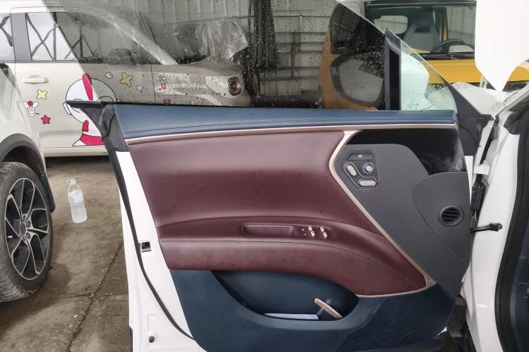 Used Avatr 11 2023 Harmony 90-degree Rear-wheel Drive Edition Interior 7