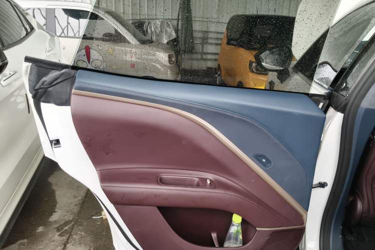 Used Avatr 11 2023 Harmony 90-degree Rear-wheel Drive Edition Interior 8