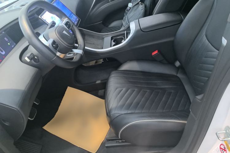Used Avatr 11 2023 Harmony 90° Luxury Edition Left Front Seat