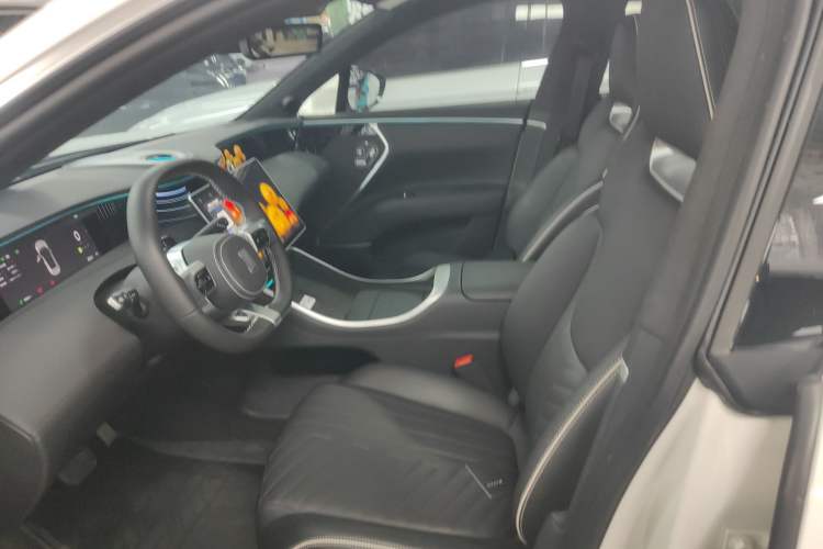 Used Avatr 11 2023 Harmony 90-degree Rear-wheel Drive Edition Left Front Seat