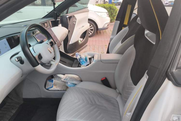 Used Avatr 11 2023 Harmony 90-degree Rear-wheel Drive Edition Left Front Seat