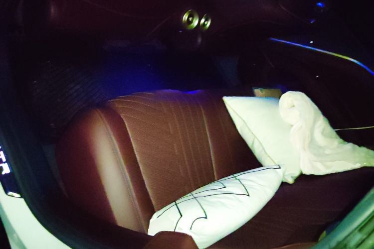 Used Avatr 11 2023 HarmonyOS Edition Smart Enjoyment Upgrade Model 116-degree Four-Wheel Drive Version Left Rear Seat