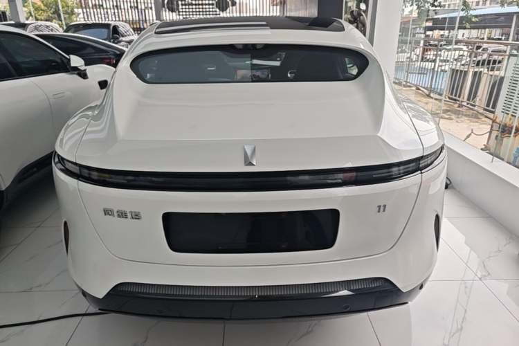Used Avatr 11 2023 Harmony 90-degree Rear-wheel Drive Edition Rear