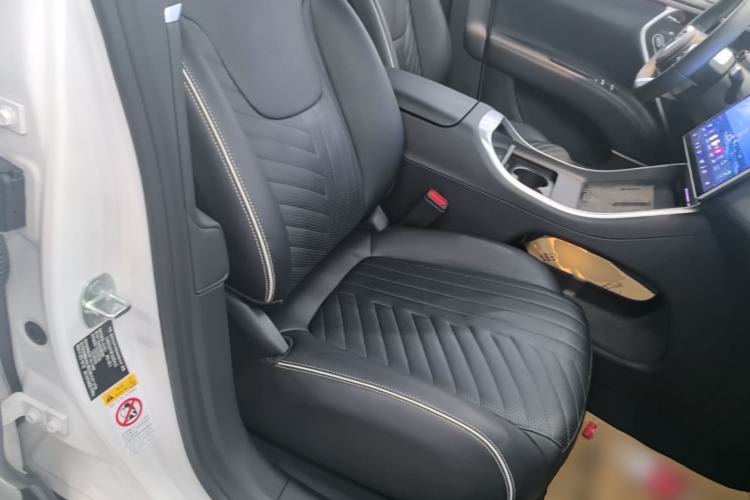 Used Avatr 11 2023 Harmony 90° Luxury Edition Right Front Seat
