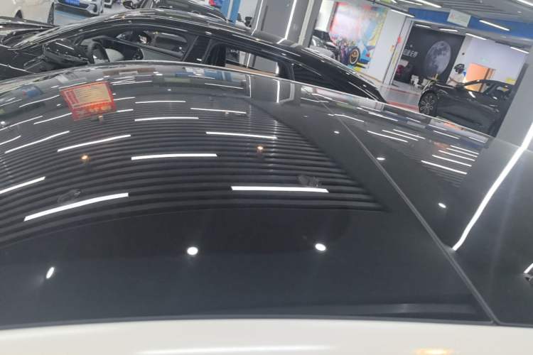 Used Avatr 11 2023 Harmony 90° Luxury Edition Roof