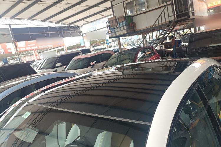 Used Avatr 11 2023 HarmonyOS Version Smart Enjoyment Upgrade Model 90-Degree Rear-Wheel Drive Edition Roof