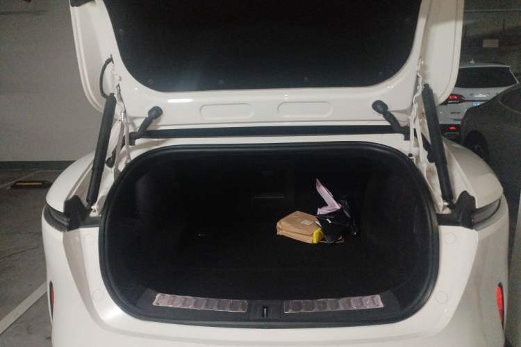 Used Avatr 11 2023 Harmony 90-degree Rear-wheel Drive Edition Trunk