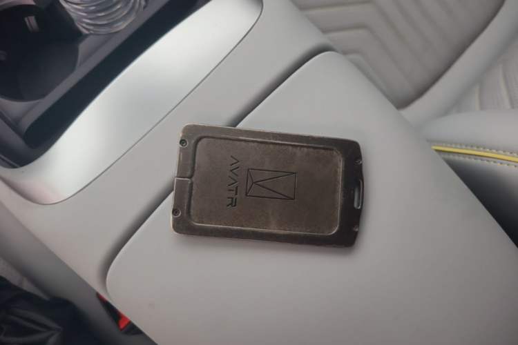 Used Avatr 11 2023 Harmony 90-degree Rear-wheel Drive Edition Vehicle Key