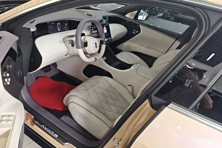 Used Avatr 11 2023 HarmonyOS Version Smart Enjoyment Upgrade Model 116-degree Rear-Wheel Drive Edition Driver Seat
