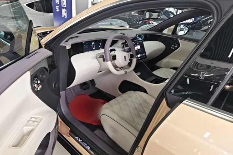 Used Avatr 11 2023 HarmonyOS Version Smart Enjoyment Upgrade Model 116-degree Rear-Wheel Drive Edition Left Front Seat