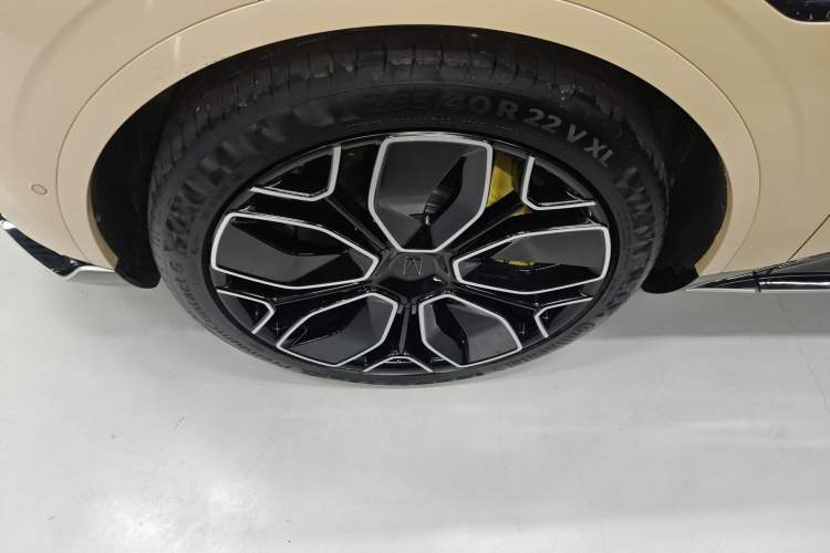 Used Avatr 11 2024 730 Luxury Edition with Three Lasers and Rear-Wheel Drive Exterior 7