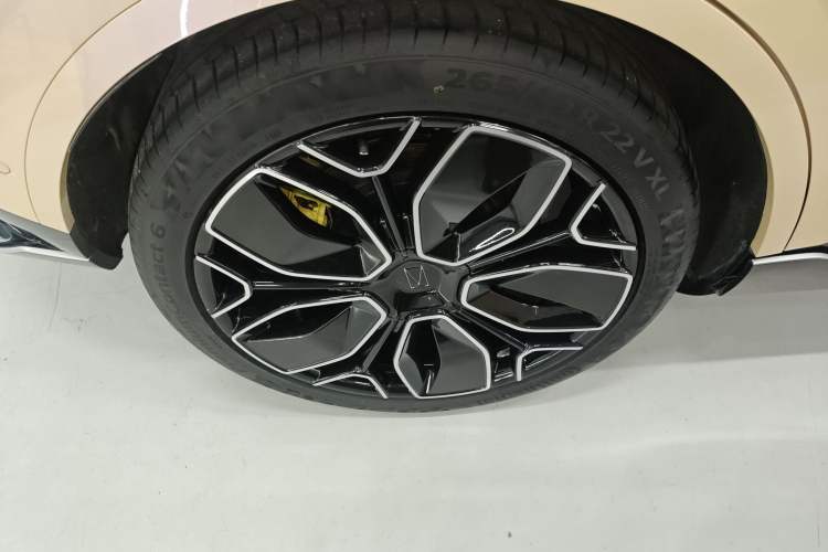 Used Avatr 11 2024 730 Luxury Edition with Three Lasers and Rear-Wheel Drive Exterior 8