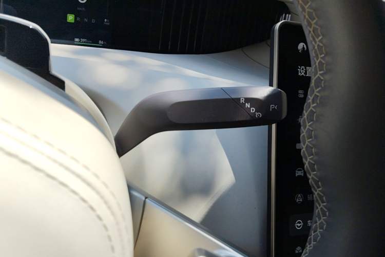 Used Avatr 11 2024 630 Rear-Wheel Drive Edition with Three Lasers Gear Lever
