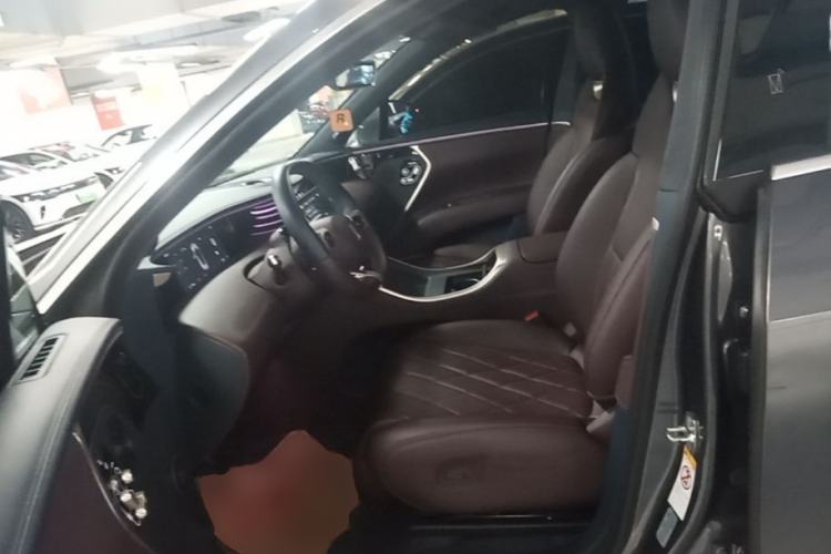 Used Avatr 11 2024 730 Luxury Edition with Three Lasers and Rear-Wheel Drive Driver Seat