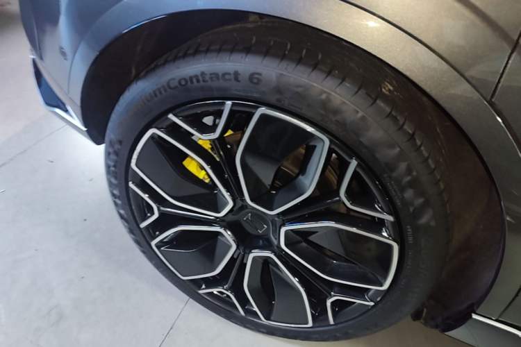 Used Avatr 11 2024 730 Luxury Edition with Three Lasers and Rear-Wheel Drive Exterior 5