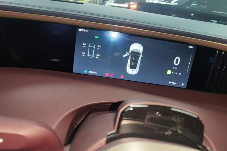 Used Avatr 11 2024 730 Luxury Edition with Three Lasers and Rear-Wheel Drive Instrument Cluster