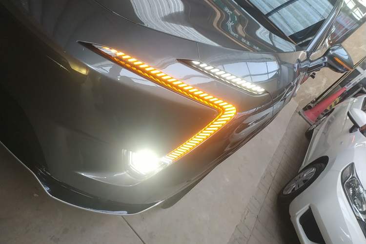 Used Avatr 11 2024 730 Luxury Edition with Three Lasers and Rear-Wheel Drive Left Front Headlight