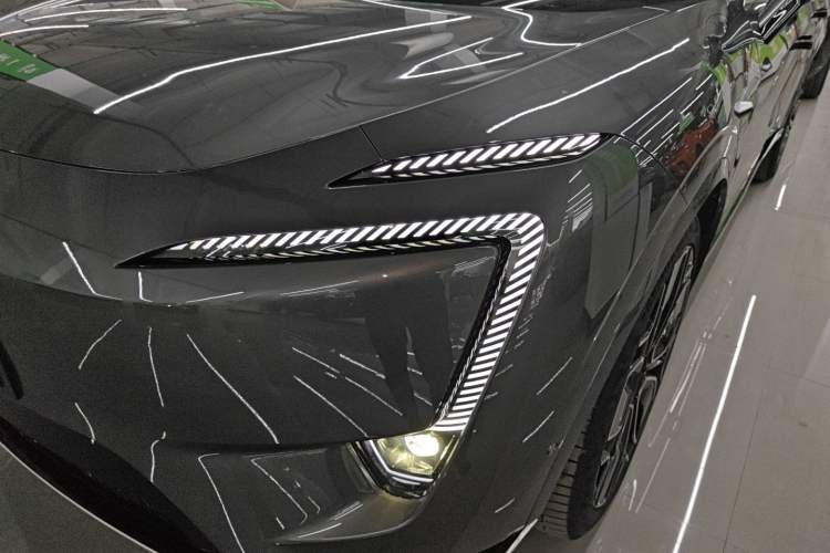 Used Avatr 11 2024 730 Luxury Edition with Three Lasers and Rear-Wheel Drive Left Front Headlight