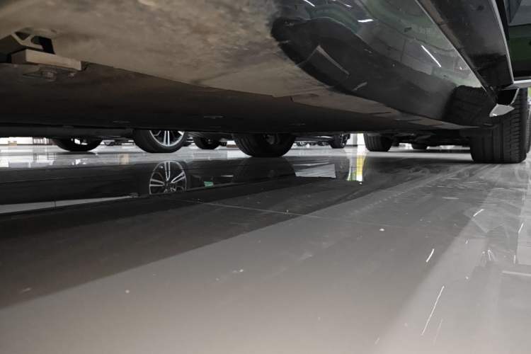 Used Avatr 11 2024 730 Luxury Edition with Three Lasers and Rear-Wheel Drive Left Side Sill