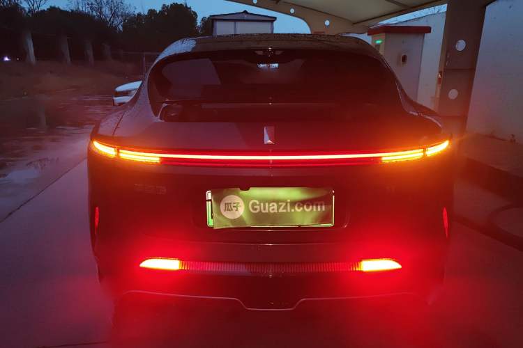 Used Avatr 11 2024 580 Three-Laser Four-Wheel Drive Luxury Edition Rear