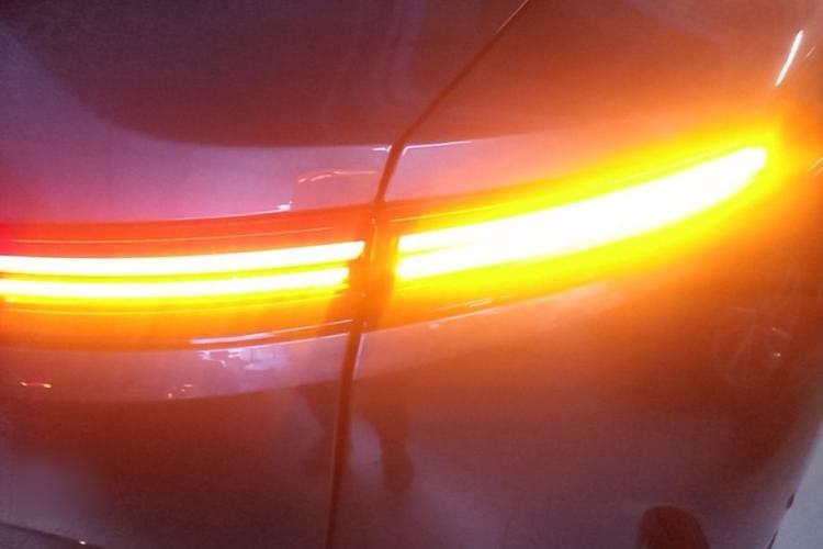 Used Avatr 11 2024 730 Luxury Edition with Three Lasers and Rear-Wheel Drive Right Rear Taillight