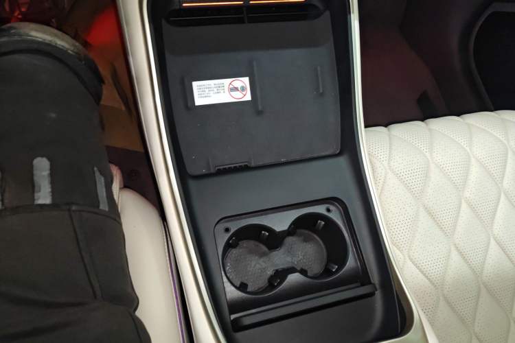 Used Avatr 11 2024 630 Rear-Wheel Drive Edition with Three Lasers Gear Lever
