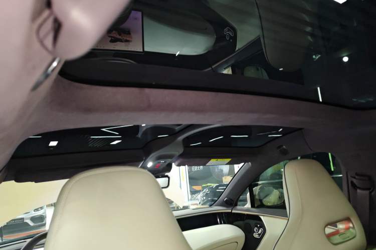Used Avatr 11 2024 630 Rear-Wheel Drive Edition with Three Lasers Headliner