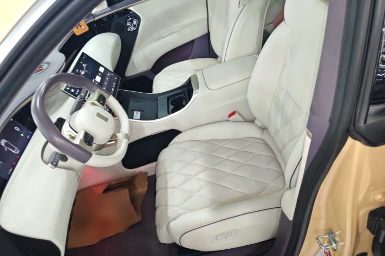Used Avatr 11 2024 630 Rear-Wheel Drive Edition with Three Lasers Left Front Seat