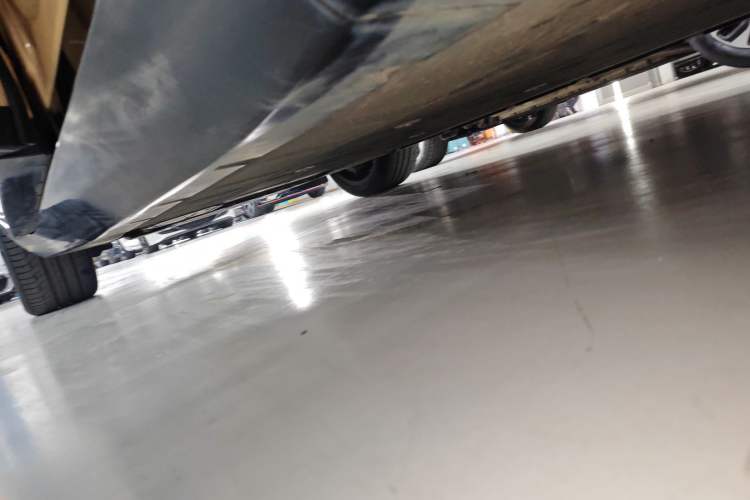 Used Avatr 11 2024 630 Rear-Wheel Drive Edition with Three Lasers Left Side Sill