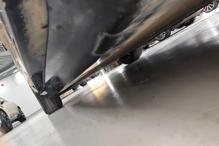 Used Avatr 11 2024 630 Rear-Wheel Drive Edition with Three Lasers Right Side Sill