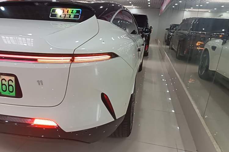 Used Avatr 11 2024 630 Rear-Wheel Drive Edition with Three Lasers Right Rear Taillight