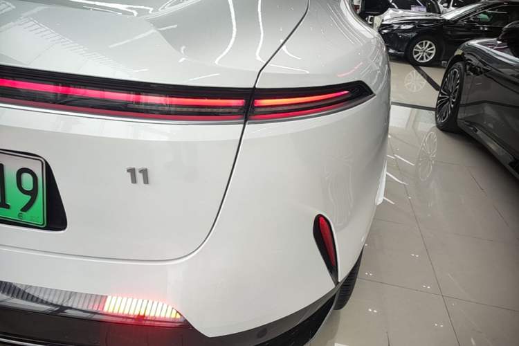 Used Avatr 11 2024 630 Rear-Wheel Drive Edition with Three Lasers Right Rear Taillight