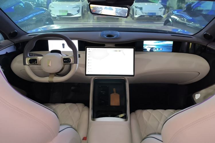 Used Avatr 11 2024 630 Rear-Wheel Drive Edition with Three Lasers Center Console