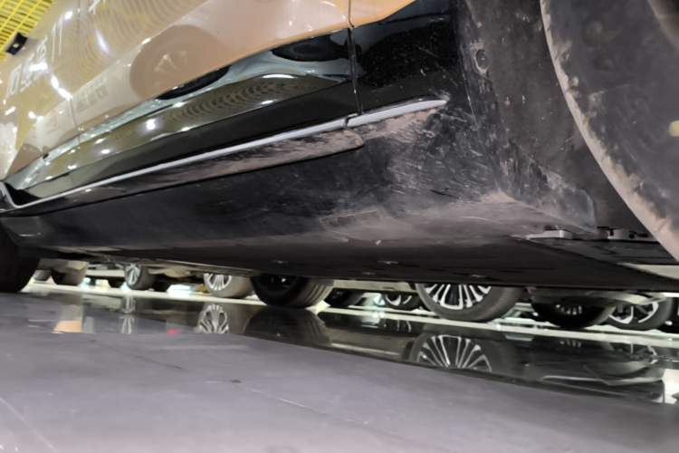 Used Avatr 11 2024 630 Rear-Wheel Drive Edition with Three Lasers Chassis Front Right