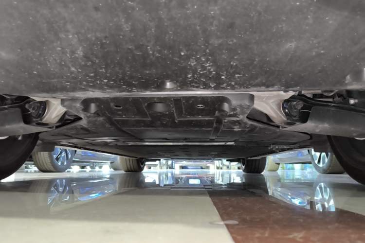 Used Avatr 11 2024 630 Rear-Wheel Drive Edition with Three Lasers Chassis Rear