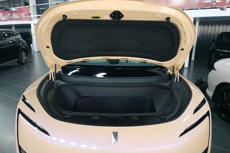 Used Avatr 11 2024 630 Rear-Wheel Drive Edition with Three Lasers Engine Bay